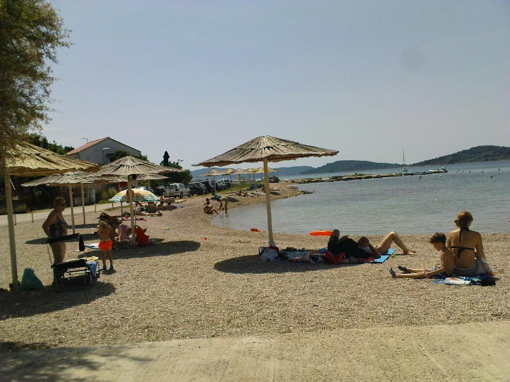 Apartment Ljudmila Vodice Ngoại thất bức ảnh